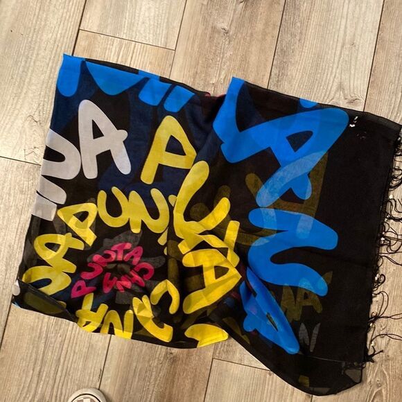 Dos Palmas Punta Cana Sarong with Beads - Picture 2 of 5